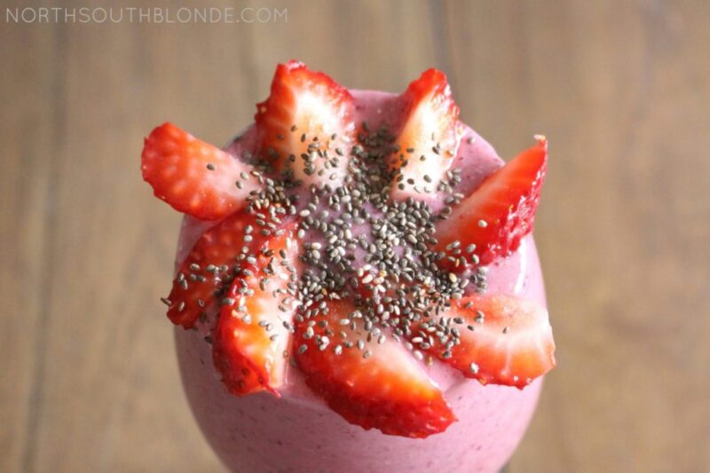 This smoothie tastes so yummy, healthy and easy, and provides natural energy. There are so many benefits and nutrients packed into one drink. Energy Smoothie | Postpartum Smoothie | Oatmeal Smoothie | Breakfast Smoothie | Berries | Blender | Healthy | Chia Seeds | Fibre | Smoothie Recipe | Blender Recipes
