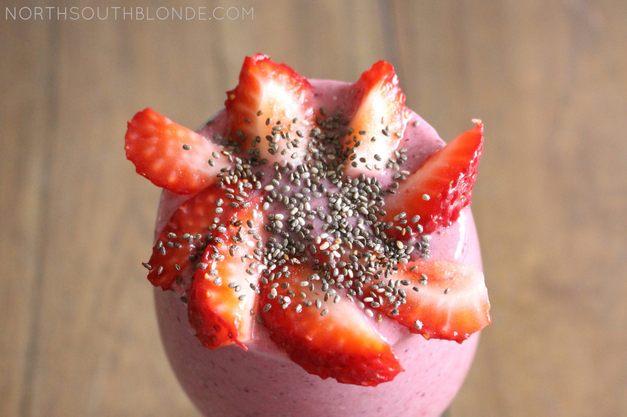 Oatmeal Berry Breakfast Smoothie