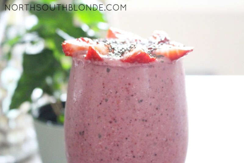 This smoothie tastes so yummy, healthy and easy, and provides natural energy. There are so many benefits and nutrients packed into one drink. Energy Smoothie | Postpartum Smoothie | Oatmeal Smoothie | Breakfast Smoothie | Berries | Blender | Healthy | Chia Seeds | Fibre | Smoothie Recipe | Blender Recipes