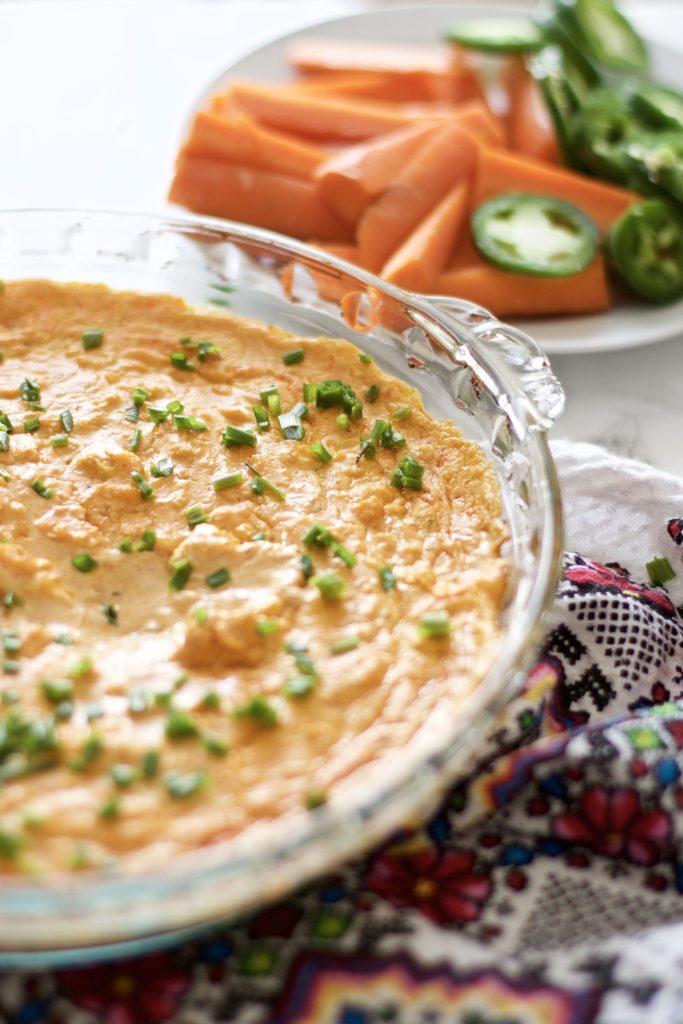 Cheesy Buffalo Chicken Wing Dip (Easy, Gluten-Free)