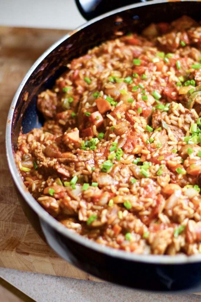 Homemade spicy sausage jambalaya is savoury and mouth watering. An easy and healthy one pot dinner recipe that's perfect for spicy food lovers, easy to cook up and a hearty, wholesome, and gluten-free meal. Family Friendly | Gluten-Free Rice | Main Dish | Dinner Recipe | Southern Dish | Southern Recipes | Cajun | Seasoning | From Scratch | Spicy Sausage | One Pot Meal |