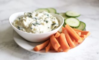 No need to eat out when you can make homemade spinach dip, from scratch! Easy, creamy, cheesy, and delicious. A recipe that's sure to please. Slow Cooker Spinach and Artichoke Dip | Keto Snacks | Gluten-free | Easy Recipes | Low Calories | Healthy Snacks | Keto foods | Kids Snacks | Kid-Friendly | Crock Pot | Low Carb | Keto | Ketogenic | Fat Loss | Weight Loss | Healthy Dips | Game Night | Date Night |