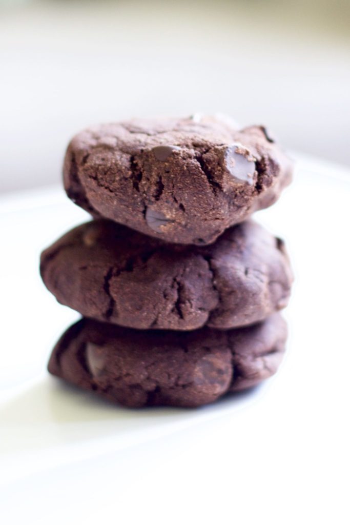 Low-Carb Double Chocolate Cookies are low calorie and low fat delicious chocolatey goodness without the guilt!