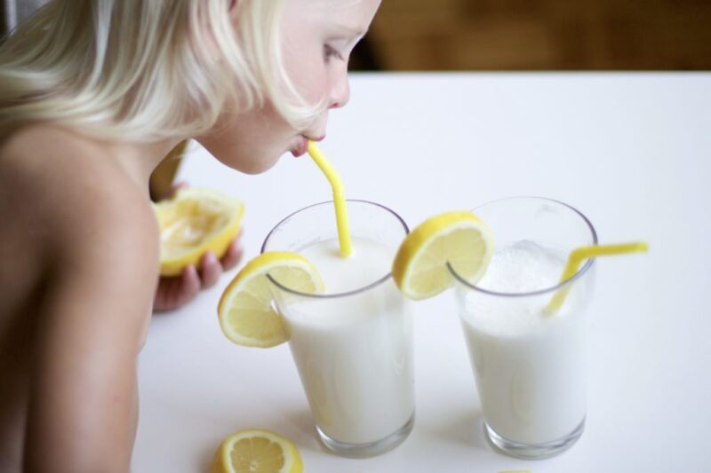 Coconut Lemon Smoothie (Vegan, Paleo, Gluten-Free)