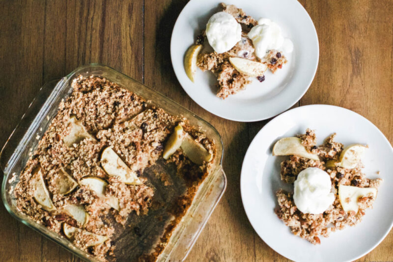 Baked Oatmeal Apple Crisp (Gluten-Free and Vegan)