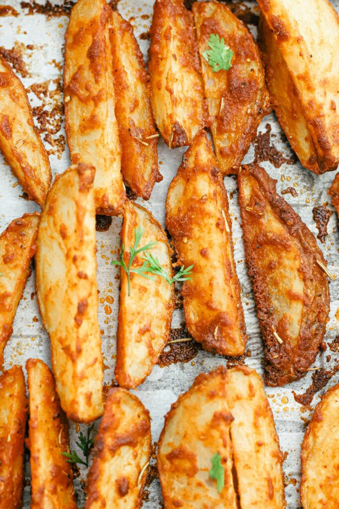 Crunchy Seasoned Baked Potato Wedges