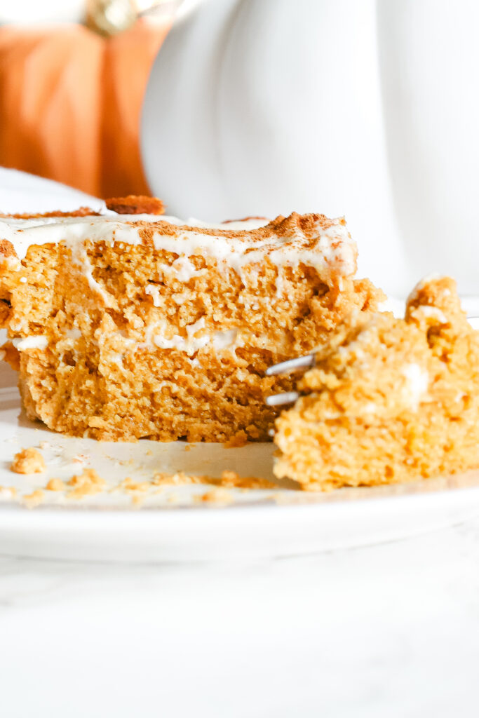 This pumpkin pie cake is just like the real thing, except homemade, healthy, and refined sugar free. The most scrumptious low carb and keto dessert for fall and Thanksgiving. Pumpkin Spice | Fall Recipes | Fall Desserts | Pumpkin Pie Dessert | Sugar Free | Gluten-Free | Autumn | Halloween | Thanksgiving | Pumpkin Cake | Snack | Healthy | Weight Loss | Ketogenic | Keto Pumpkin Recipe | Low Carbs | Crustless Pie |