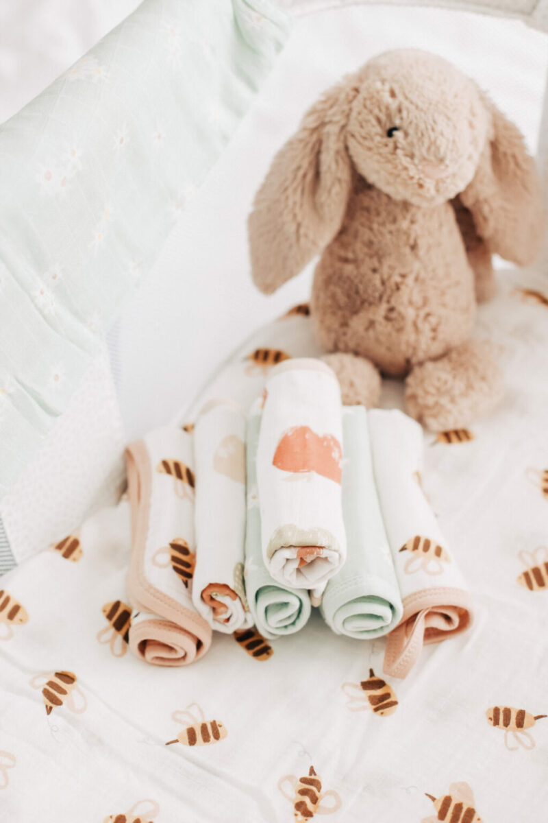 Save money on baby products by using a muslin swaddle blanket in different ways. Practical, multifunctional and a newborn must have! Newborn Essentials | Baby Products | Baby Must Haves | Motherhood | Frugal Living | Swaddling | Swaddle Blankets | Useful Tips | New Moms | Bassinet | Nursery Decor | Nursing | Car Seat Cover | Washcloths | Gender Neutral Amazon | Nightingale Baby |