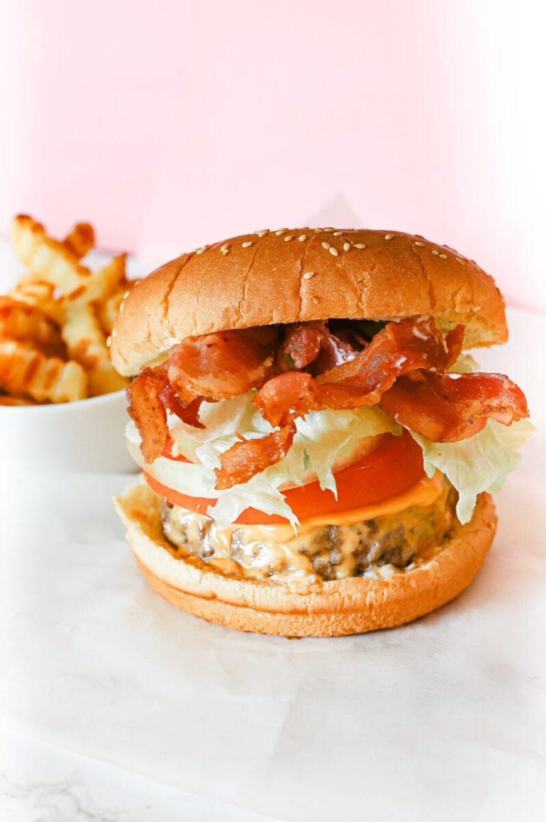 Sweet and Spicy Jalapeño Bacon Cheddar Burger Brings The Heat