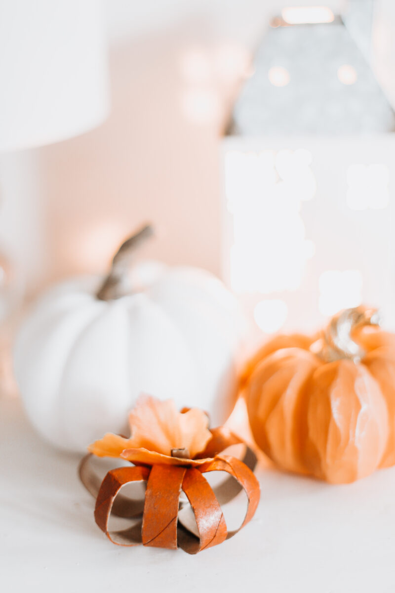 Easy DIY Decor Paper Pumpkins are made with up-cycled paper rolls will add beautiful fall decor to your home and a family activity for the kids. Fall Home Decor | DIY Home Accent | DIY Pumpkins | Paper Roll Pumpkins | Pumpkin Craft | Halloween Decor | Thanksgiving Decor | Fall Craft | Activities for Kids |