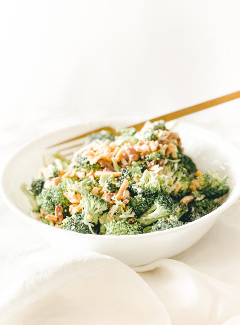 This easy Keto Broccoli Salad is a classic side dish for summer! Full of flavour and naturally gluten-free, low carb, healthy and satisfying. Dinner | Lunch | Keto Recipe | Low Carb Recipe | Summer Salad | Broccoli Salad | Quick and Easy | BBQ Side Dish | Weeknight Dinner | Broccoli and Cheddar | Broccoli and Bacon | Loaded Broccoli | Raw Vegetable Salad |