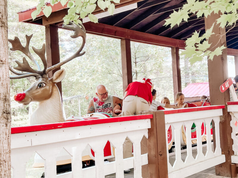 Santa's Village is an amusement park nestled in the heart of Muskoka! A family travel destination spot, for making summer memories with your kids that will last a lifetime. Bracebridge Ontario | Local Travel | Ontario Travel | Northern Ontario | Family Travel | Camping | Cottaging | Staycation | Canada | Motherhood | Parenting | Older Kids | Kids Rides | Baby Rides | Outdoor Adventures | Family Adventures | Family Activities |