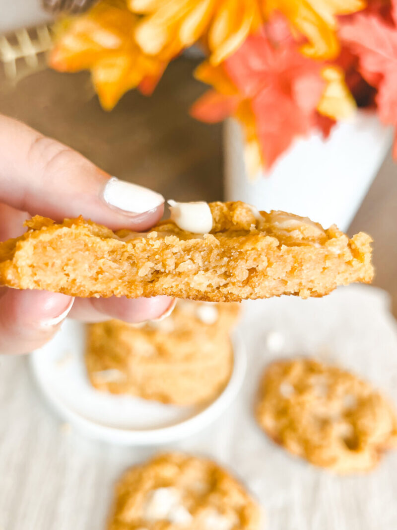 These keto pumpkin snickerdoodles are soft and chewy pumpkin spice cookies! A healthy snack or fall dessert that's gluten-free and low carb. Soft Baked Cookies | Snickerdoodle Cookies | Sugar Free | Grain Free | Ketogenic | Pumpkin Puree | White Chocolate Chips | Fall Recipe | Fall Dessert | Healthy Snacks | Pumpkin Pie Spice | Thanksgiving |