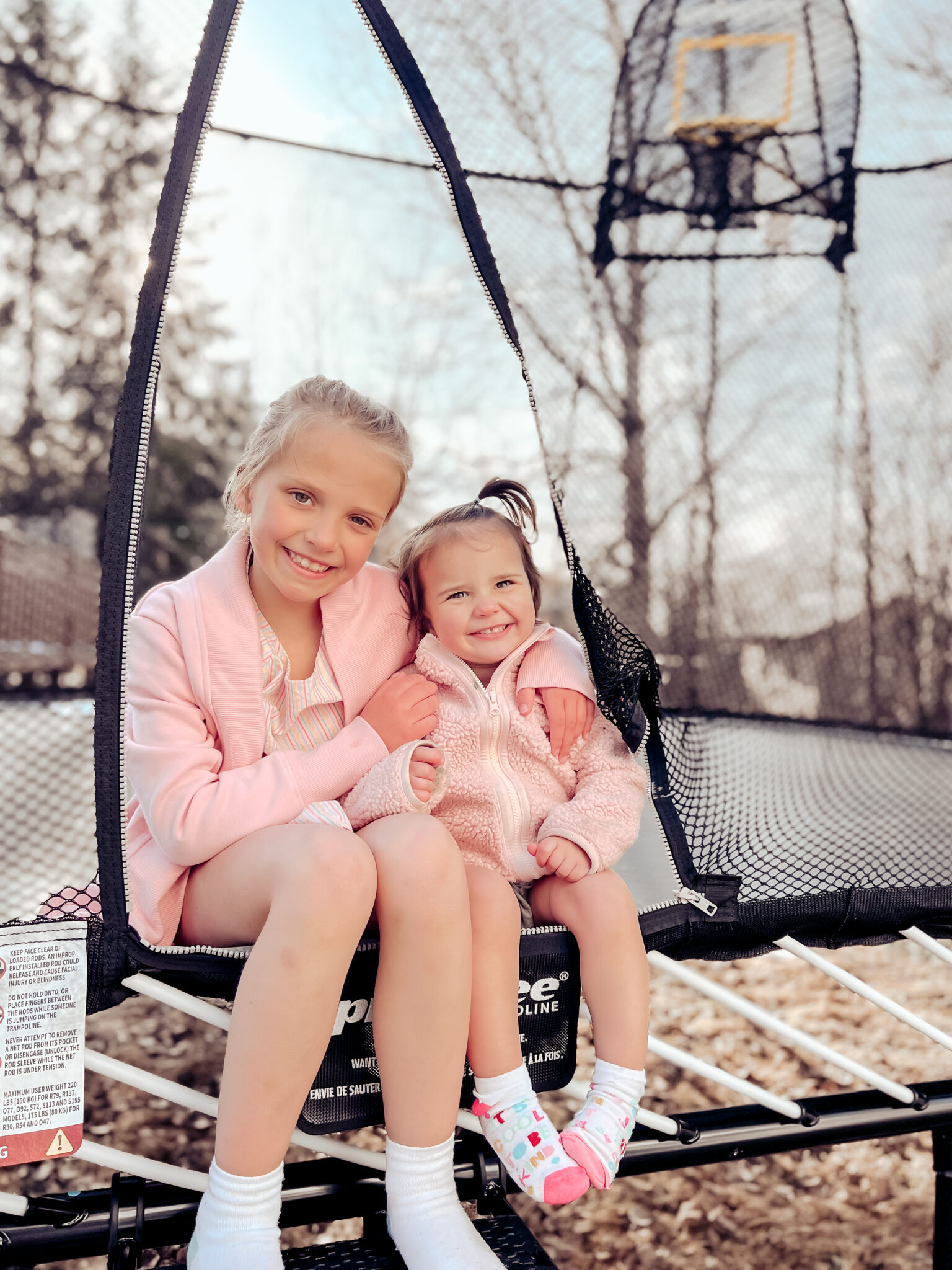 A review of the safest trampoline in the world, Springfree trampolines get kids outdoors, active, and making memories all summer as a family. Family Fun | Outdoors | Activities | Exercise | Backyard Fun | Birthday Parties | Movie Night | Camping | Summertime | Sumer Fun | Children | Motherhood | Parenting | Summer Ideas | Safety | Safest |