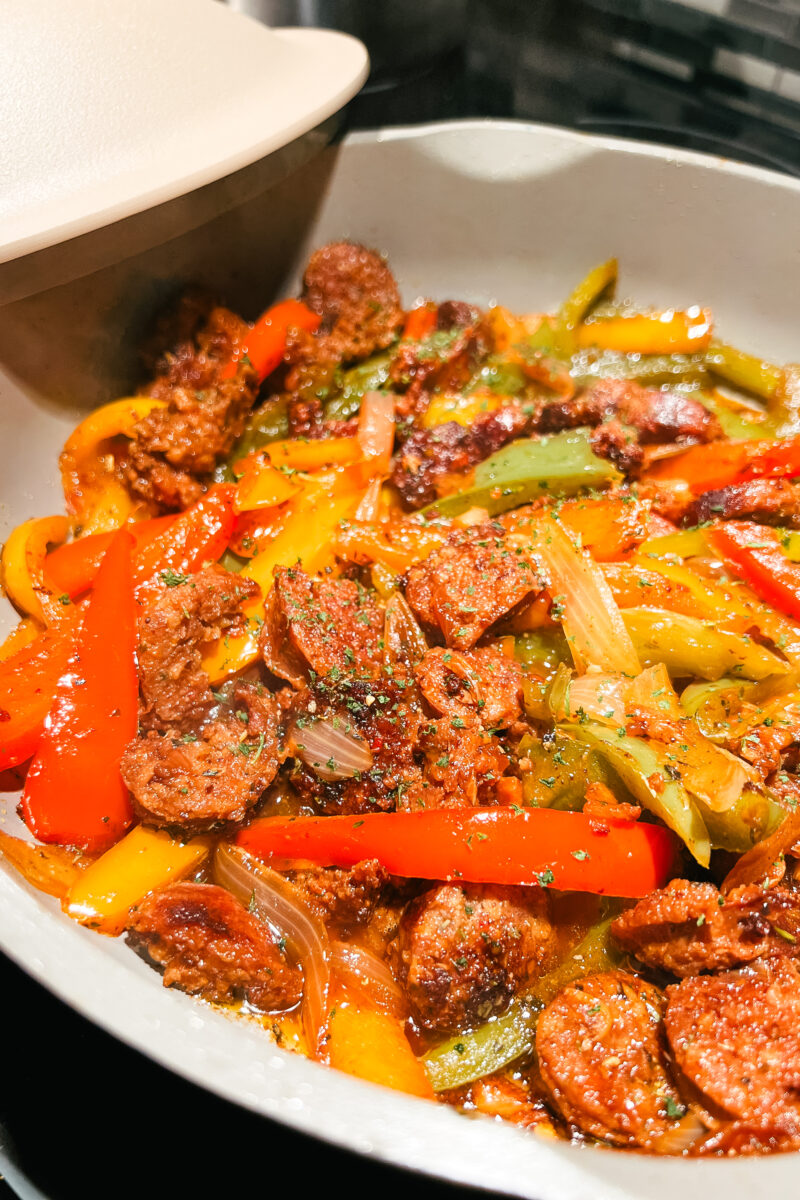 This Italian Sausage and Peppers recipe is full of flavour and an easy one pan dinner. Gluten-free, low carb, keto, paleo, and whole 30. Easy Dinners | One pot | One Pan Dinner Recipes | Main Dish | Easy Dinner Recipes | Easy and Healthy | Family Dinner | Italian Dishes | Italian Cooking | Vegetables | High Fibre | Easy Dinner This Italian Sausage and Peppers recipe is full of flavour and an easy one pan dinner. Gluten-free, low carb, keto, paleo, and whole 30. Easy Dinners | One pot | One Pan Dinner Recipes | Main Dish | Easy Dinner Recipes | Easy and Healthy | Family Dinner | Italian Dishes | Italian Cooking | Vegetables | High Fibre | Easy Dinner